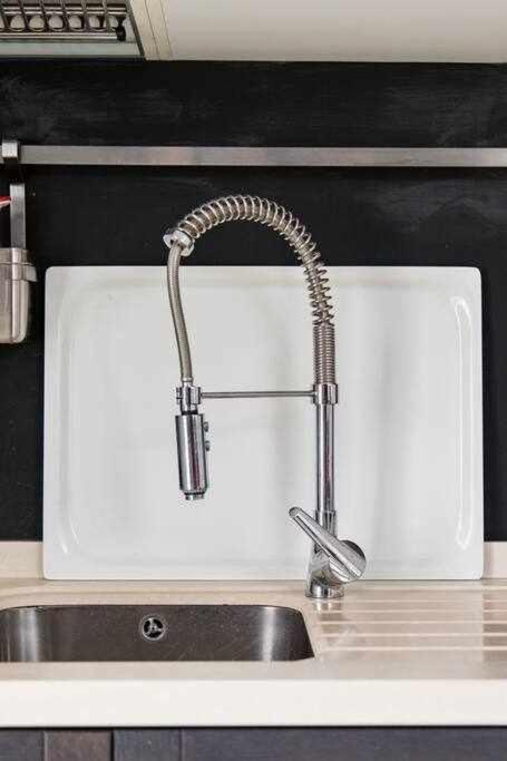 Lujoso Apartamento Con Patio En Triana Sevilla Экстерьер фото