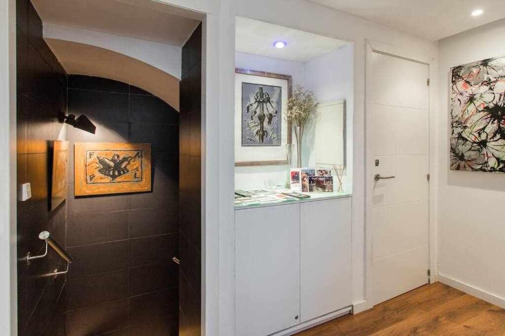 Lujoso Apartamento Con Patio En Triana Sevilla Экстерьер фото