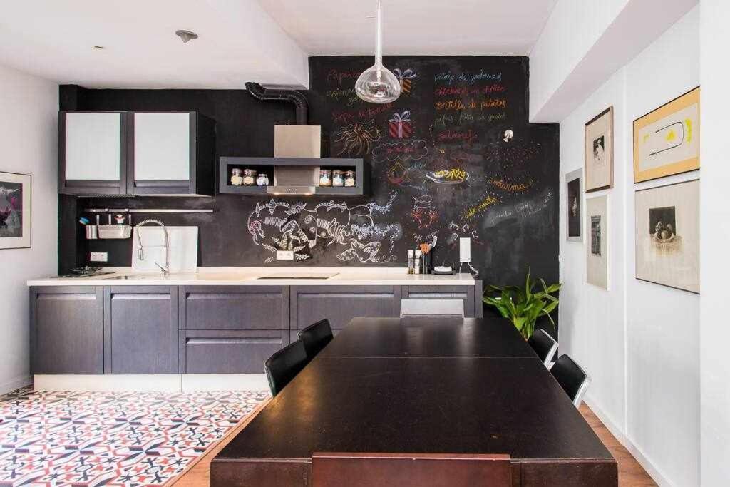 Lujoso Apartamento Con Patio En Triana Sevilla Экстерьер фото